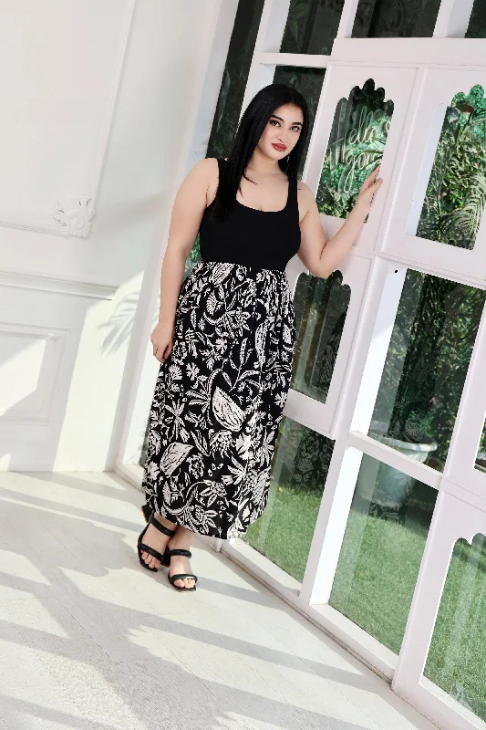 Black Leaf Printed Maxi Dress Elegant Maxi Dress with Lace
