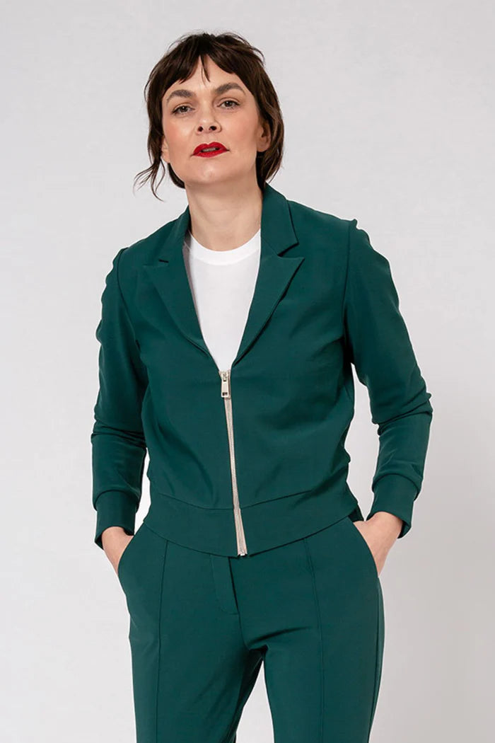 Move Jacket Sporty Relaxed Fit Green Toggled Jacket Drawstring Jacket Belted Jacket Move Jacket Sporty Relaxed Fit Green Toggled Jacket Drawstring Jacket Belted Jacket