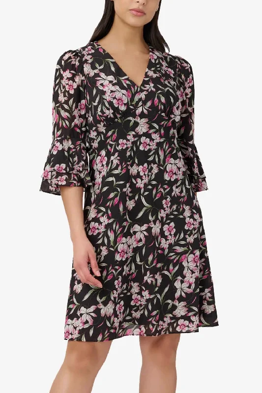 V-Neck Back Zipper 3/4 Bell Sleeves Short Chiffon Dress