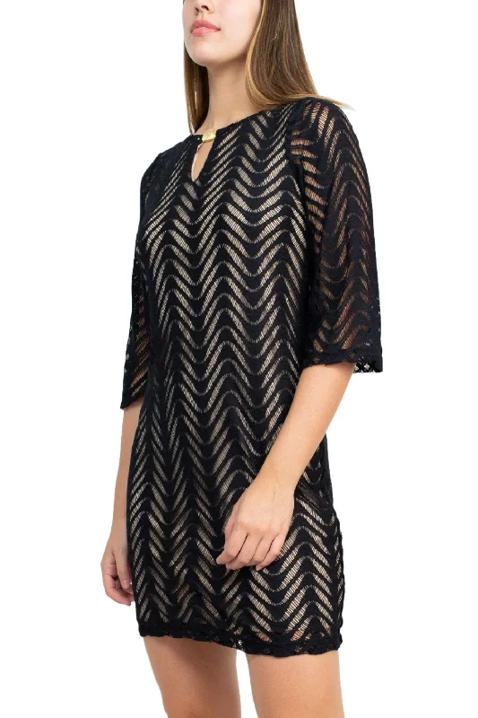Round Neck Keyhole Front 3/4 Sleeve Wave Pattern Knit Dress