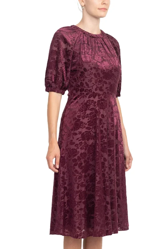 Boat Neck Short Bishop Sleeves Over the Knee Burnout Velvet Dress
